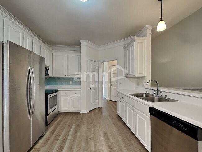 Building Photo - 1513 Bowmore Pl
