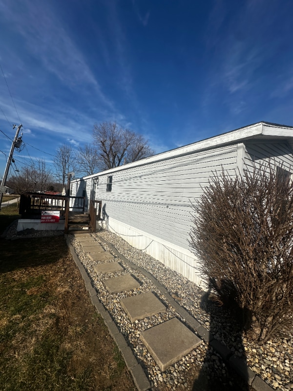 Primary Photo - 842 W Popcorn Rd
