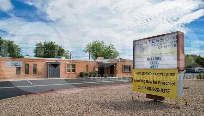 Building Photo - 2831 E Southern Ave