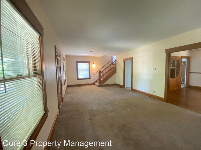 Foto del edificio - 3 br, 1.5 bath House - 411 Phoenix