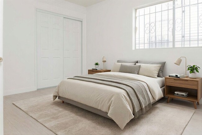 Building Photo - 6613 Crenshaw Blvd