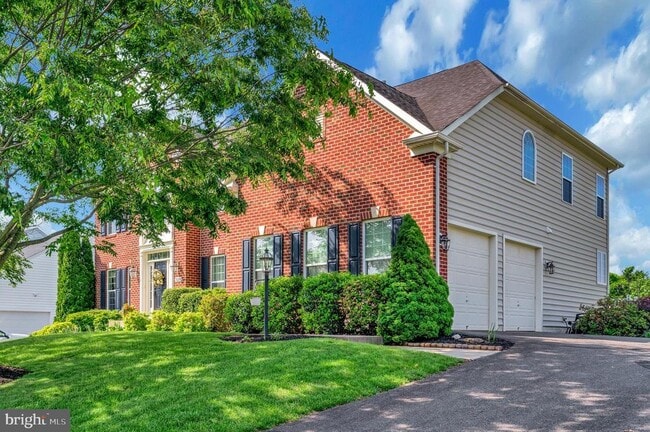 Foto del edificio - 7519 Edington Dr
