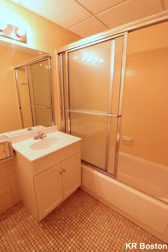 Building Photo - 15 Fayette St