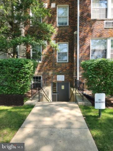 Building Photo - 3051 Idaho Ave NW