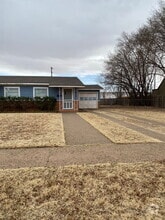 Building Photo - 3205 33rd St