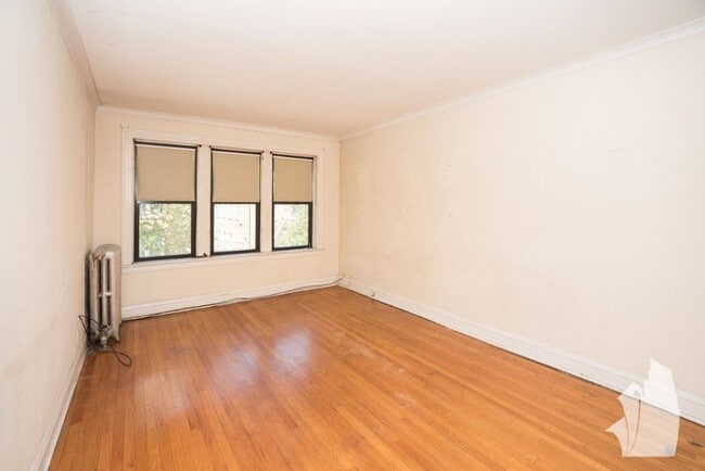 Foto del edificio - 2015 W Ainslie St