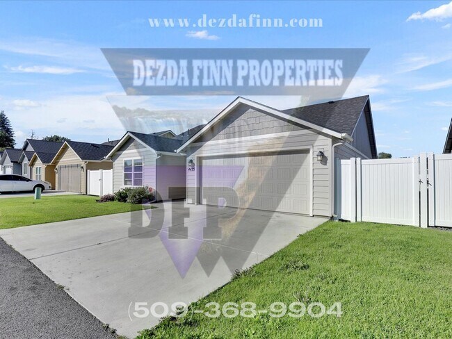 Foto del edificio - Recently Built, 3 Bed, 2 Bath, 1 Level Spo...
