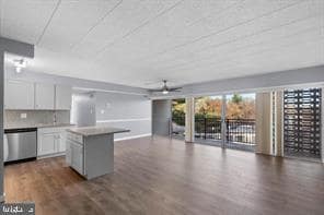 Building Photo - 9201 New Hampshire Ave