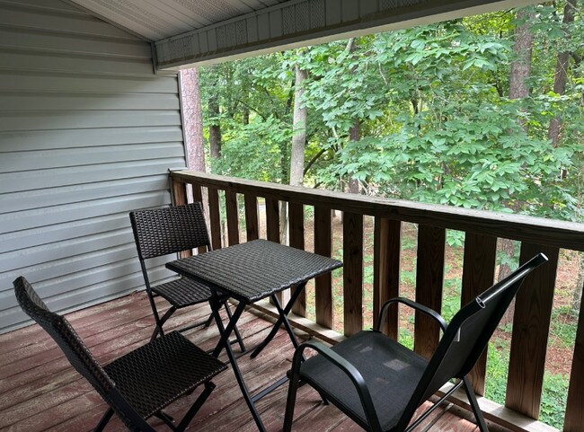 Foto del edificio - 365 W Illinois Ave