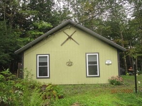 Building Photo - 68 Chickenboro Rd