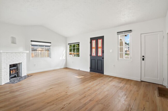 Foto del edificio - Updated 1930's Boise Bench Home