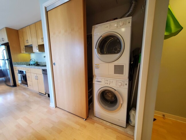 Foto del edificio - 750 Van Ness Ave