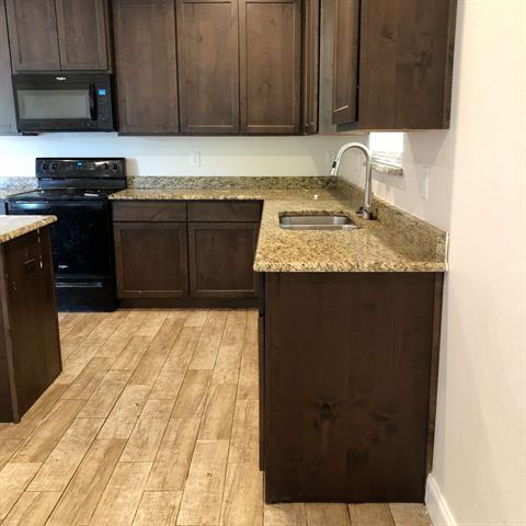 Building Photo - 3602 Eutopia St