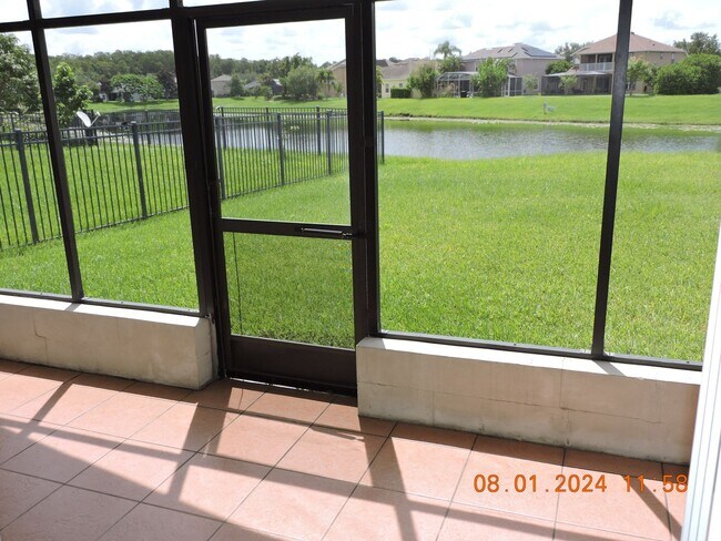 Foto del edificio - 3 bd / 2 ba Home in Champlain - Water View!!