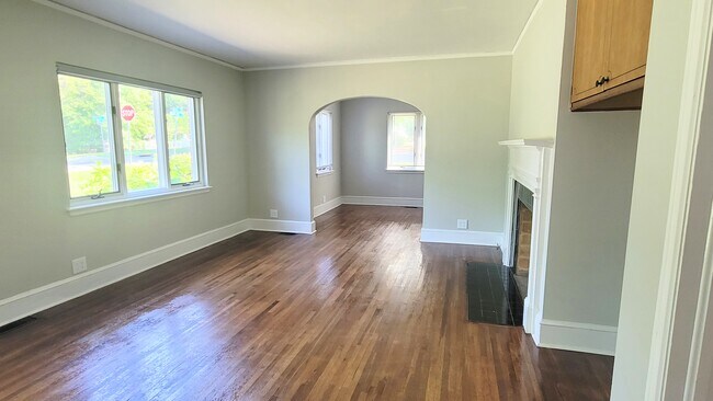 Building Photo - 1401 Enderly Rd