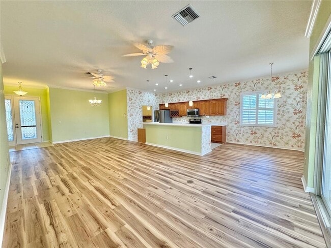 Building Photo - 2595 Salzburg Loop