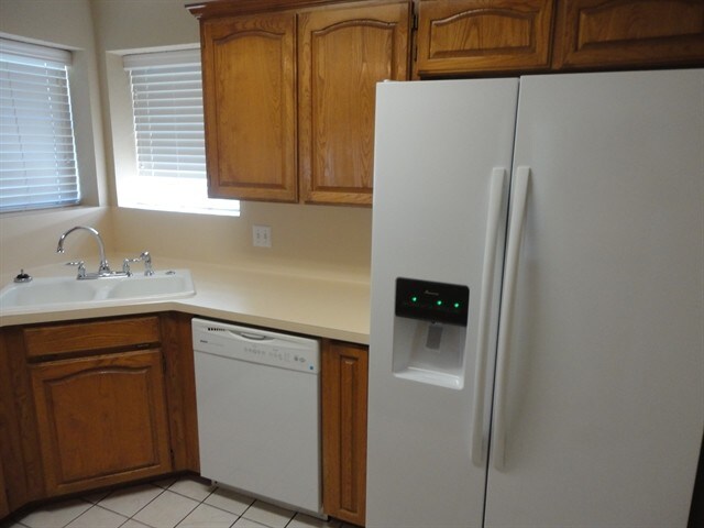 Foto del edificio - 7312 Glen Dr