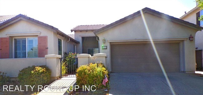 Building Photo - 4221 Anatolia Dr