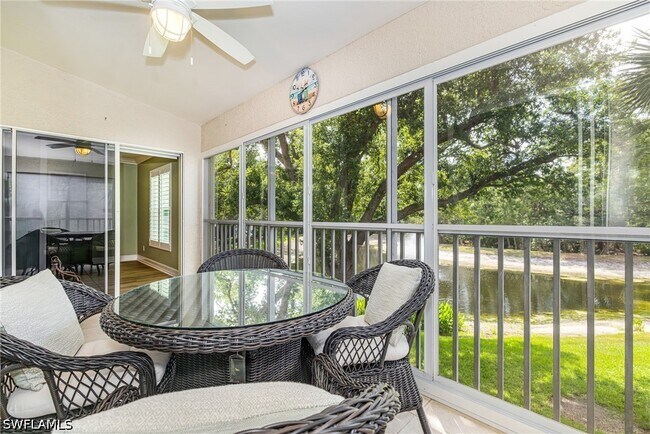 Foto del edificio - 975 Tarpon Cove Dr