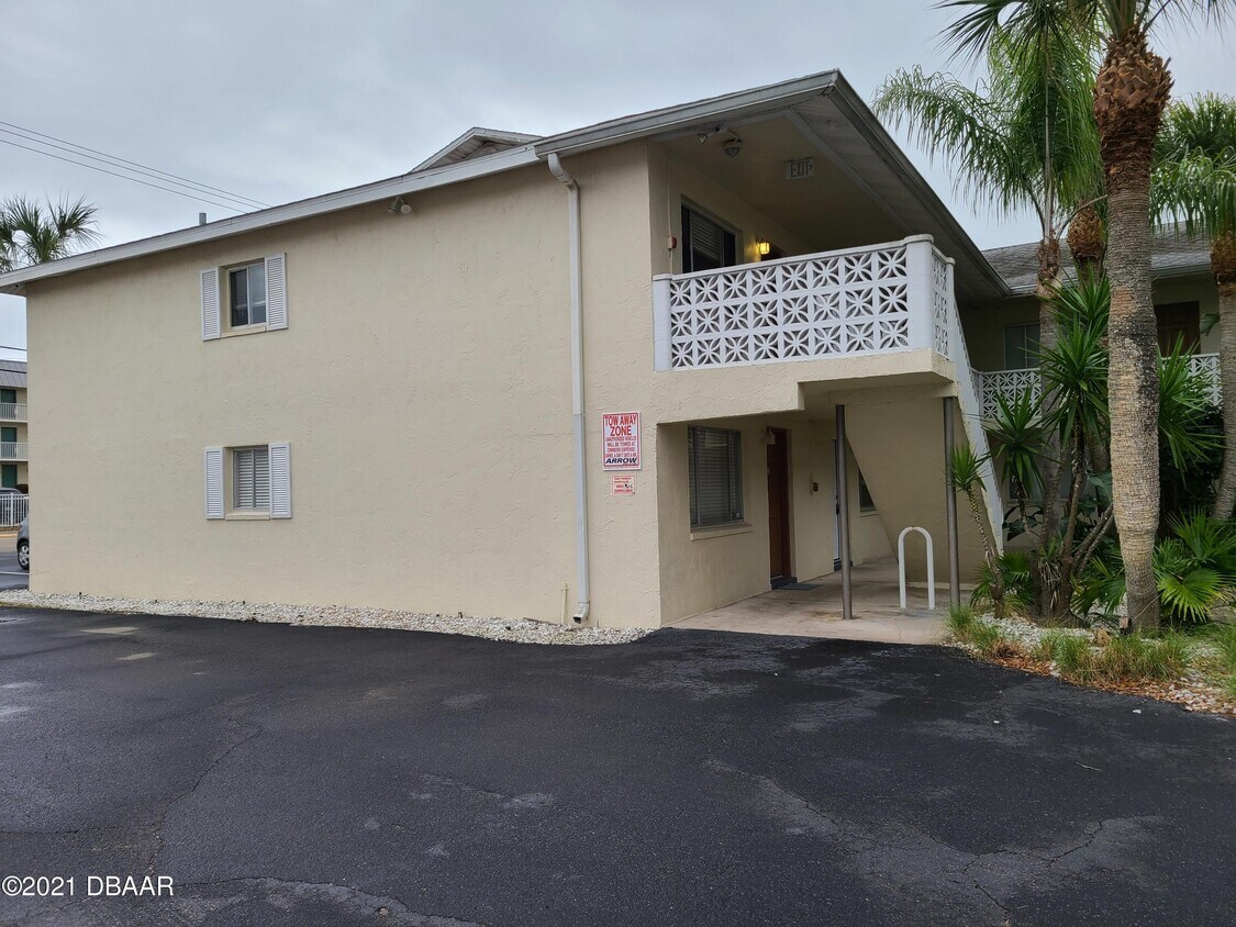 Foto principal - 102 S Peninsula Dr