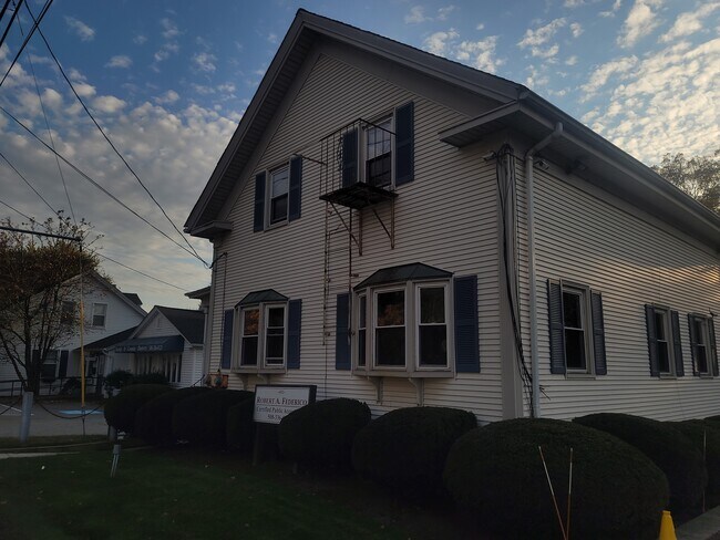 Building Photo - 651 Fall River Ave