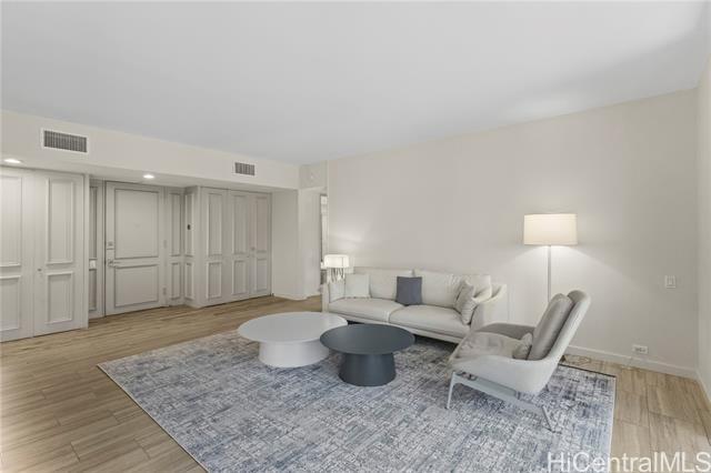 Foto del edificio - 4999 Kahala Ave