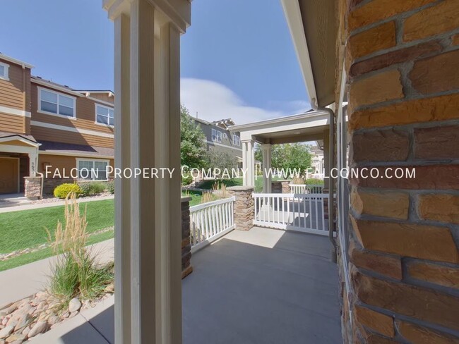 Foto del edificio - Amazing Townhome In Dublin Terrace! - Avai...