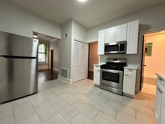Foto del edificio - 2120 W Lyndale St