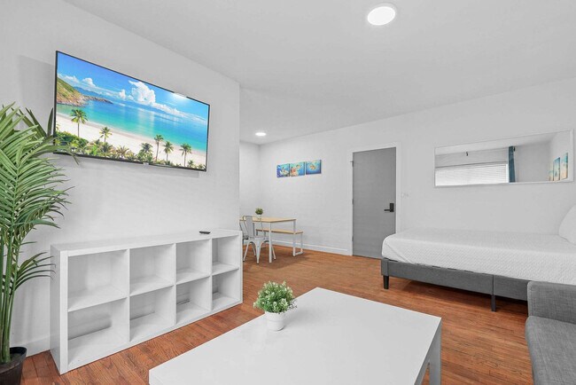 Foto del edificio - 7340 Harding Ave