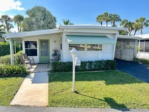 Building Photo - 425 Bougainvilla Dr