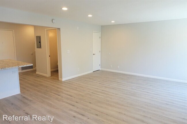 Building Photo - 4 br, 2.5 bath House - 4649 Persimmon Place