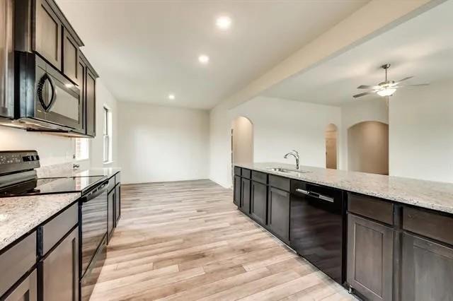 Building Photo - 2030 Belmont Dr