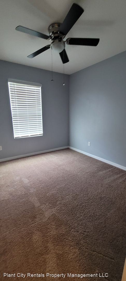 Building Photo - 3 br, 2.5 bath House - 817 Ashentree Dr.