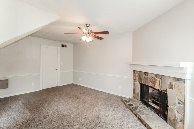Building Photo - 10165 Rillridge Ct