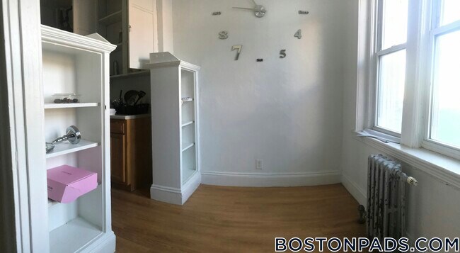 Building Photo - 1167 Boylston St