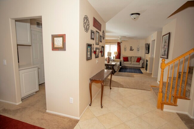 Building Photo - 37193 Stardust Way