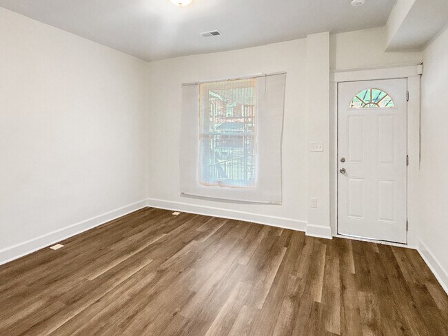 Foto del edificio - 2217 Riggs Ave