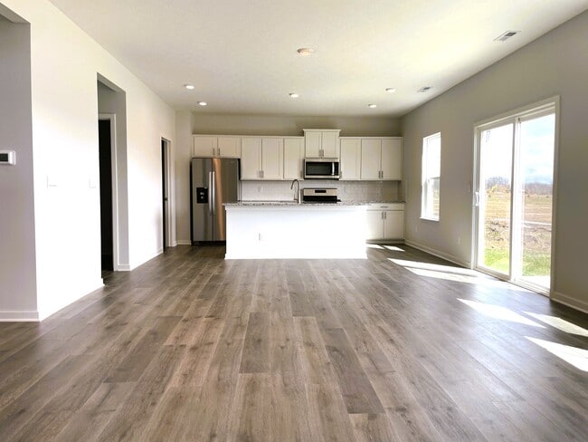 Building Photo - 400 Park Vista Dr