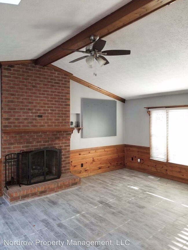 Building Photo - 3 br, 3 bath House - 6620 Glebe Point Road