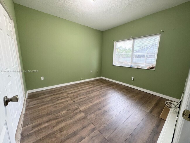 Foto del edificio - 11951 SW 192nd Terrace