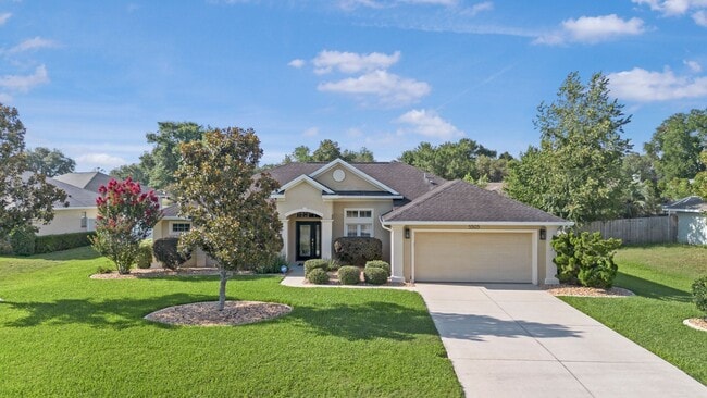 Building Photo - Fully furnished home
