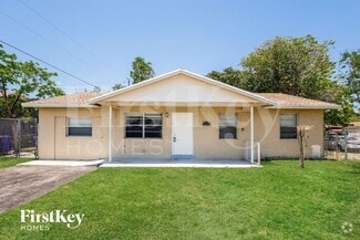 Building Photo - 1731 NW 1st Terrace