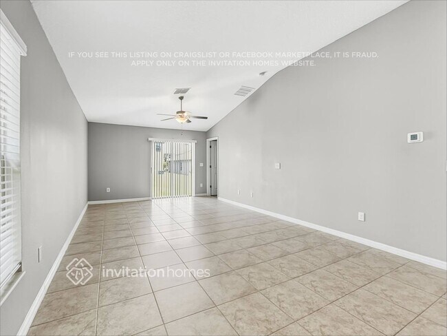 Foto del edificio - 15530 Colt Creek Pl