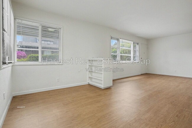 Building Photo - 2233 Ninth St