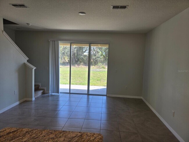 Foto del edificio - 390 Feltrim Reserve Blvd
