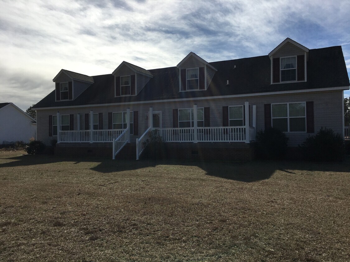 1254 Daisy Rd, Loris, SC 29569 House Rental in Loris, SC
