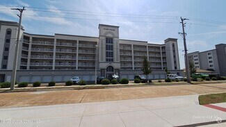 Building Photo - 1805 Riverside Dr