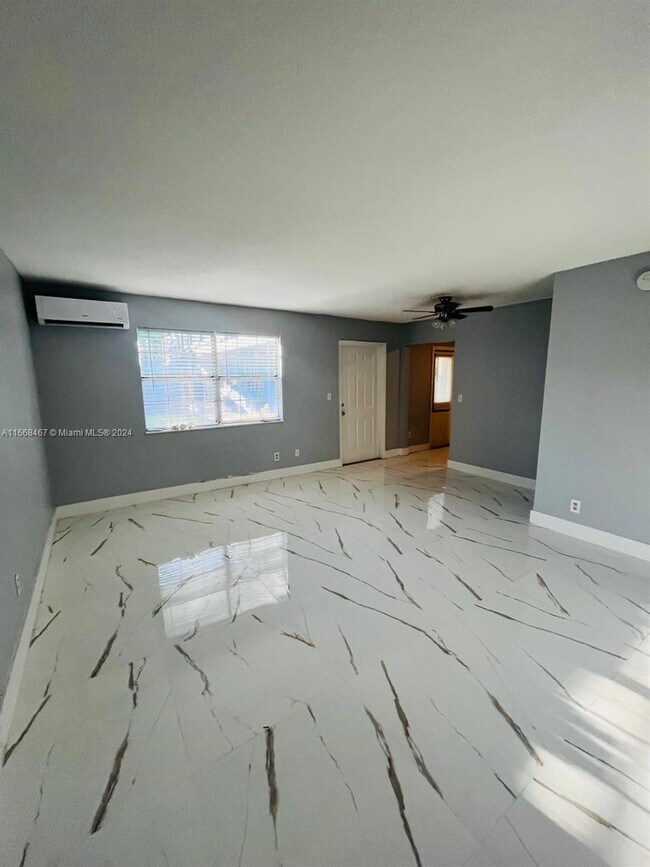 Foto del edificio - 616 SW 14th Ave