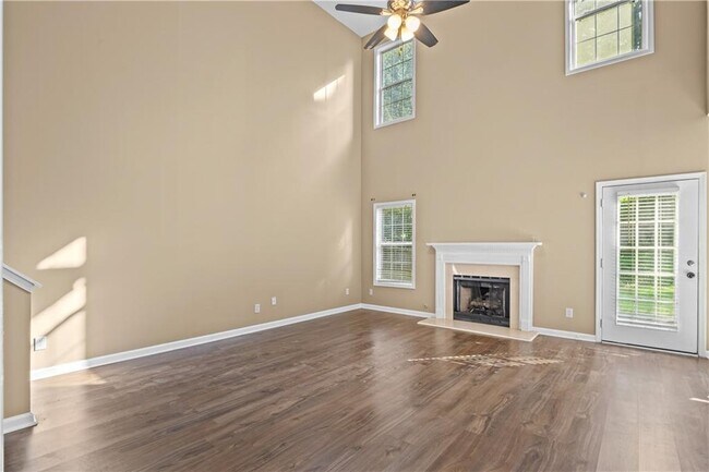Foto del edificio - 3569 Rolling Hills Dr
