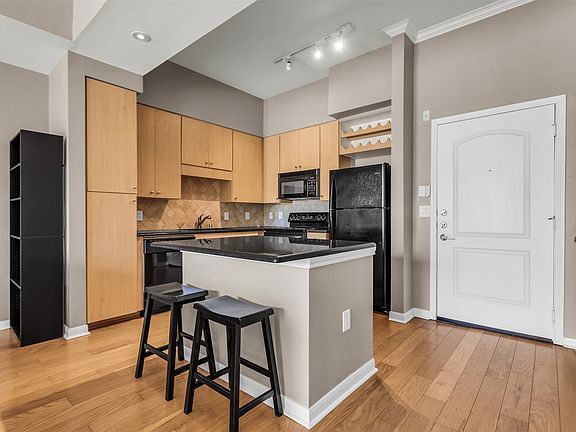 Foto del edificio - 3225 Turtle Creek Blvd Blvd